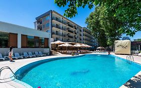 Complex Modern All Inclusive Mamaia